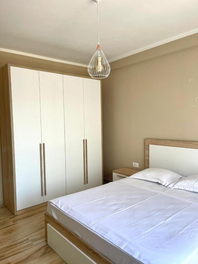 Twentysix Apartment Shkodër Buitenkant foto